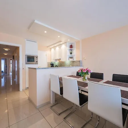 On The 5th Floor With Sea View Apartman Middelkerke