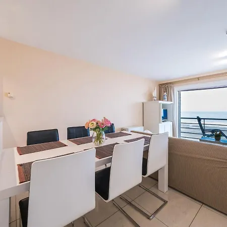 On The 5th Floor With Sea View *