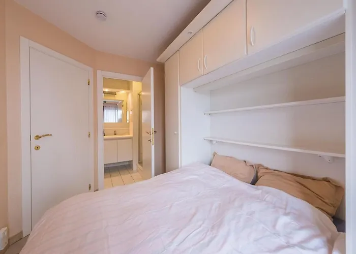 On The 5th Floor With Sea View Apartament