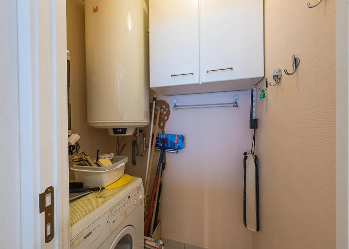 On The 5th Floor With Sea View