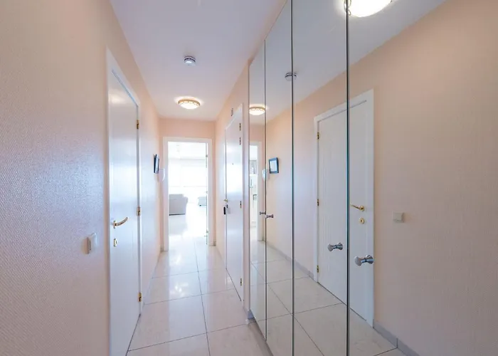 Apartament On The 5th Floor With Sea View *